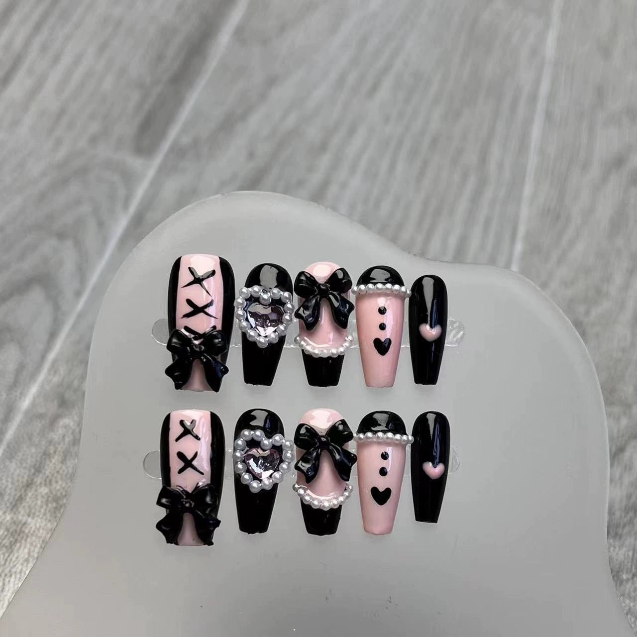 Barbie Hottie Black Pink